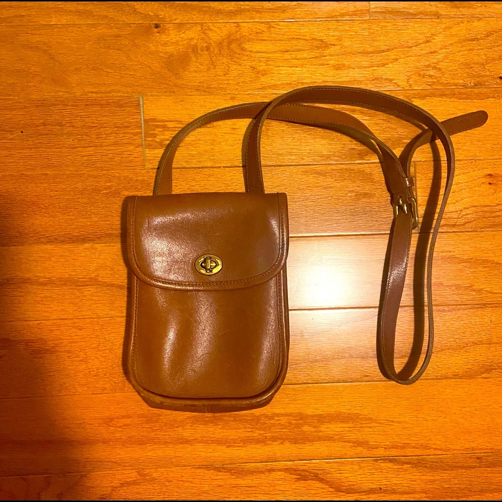Vintage Coach Brown Leather Crossbody